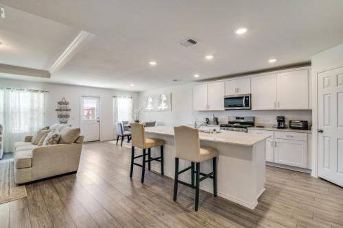 Eagle View Stay, LLC Eagle View Stay, LLC