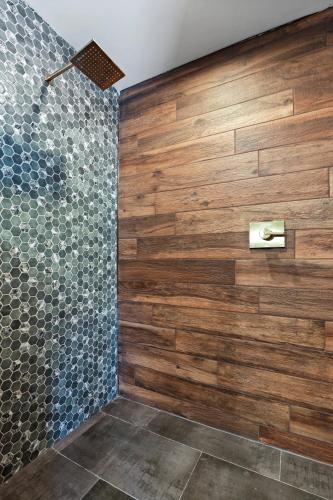 Cozy Modern Chalet in Strawberry