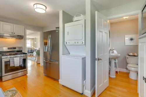 Walk to Beaches Sunny East Haven Home with Grill in East Haven