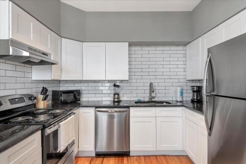 Amazing Recently Rehabbed STL Unit in Prime Soulard Location 713a in Soulard, USA