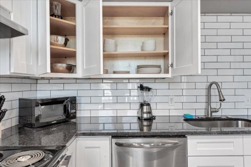 Amazing Recently Rehabbed STL Unit in Prime Soulard Location 713a in Soulard, USA