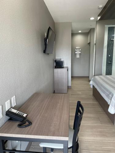 Express Inn - Richey in Houston, USA