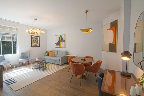 บริการและสิ่งอำนวยความสะดวก, โฮเต็ล เบลล์แคลร์ (Hotel Belleclaire) in อัพเปอร์ เวสต์ ไซด์