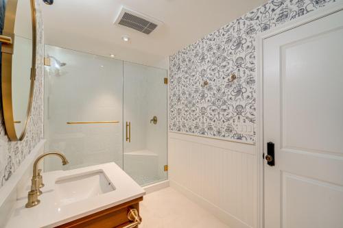 Victorian Carpinteria Apartment Less Than 1 Mi to Beach! - image 3