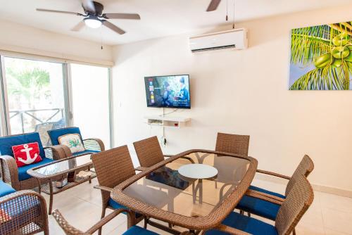 Elegant and comfy 2BR 1 block from the Ocean in Progreso, Mexico