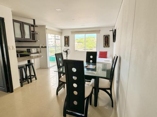One-Bedroom Apartment image 5