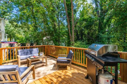 Charming 5bd - BBQ - Deck- 4mins Duke University, Durham (fotografie 7)