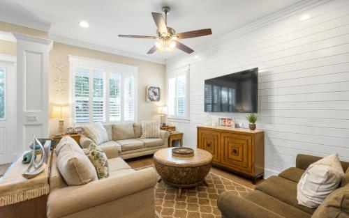 The Sand Bar by Oversee 30A in Santa Rosa Beach, USA