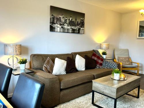 Cityview Retreat - 2-Bed Apartment - Free Parking, Glasgow (photo 3)