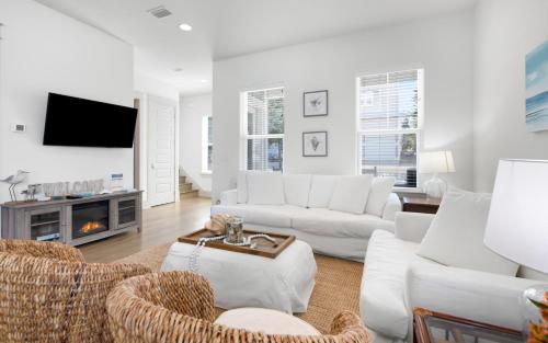 Honeybee By The Sea by Oversee 30A in Santa Rosa Beach, USA