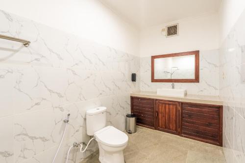 Standard Room 2 image 4