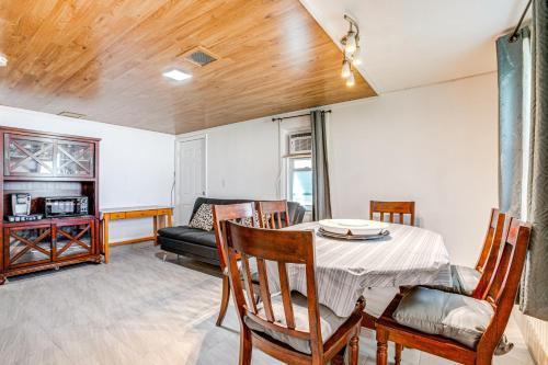 Aurora Abode: 7 Mi to Dtwn Denver! in Lowry