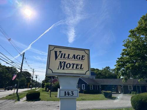 Village Motel By OYO Clinton