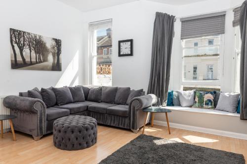 Létesítmények, Sunrise Central in Központ