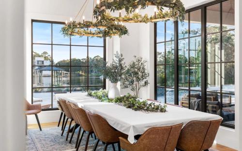 Three Hundred by Oversee 30A Three Hundred by Oversee 30A