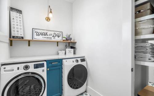 Three Hundred by Oversee 30A Three Hundred by Oversee 30A