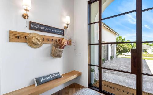 Three Hundred by Oversee 30A Three Hundred by Oversee 30A