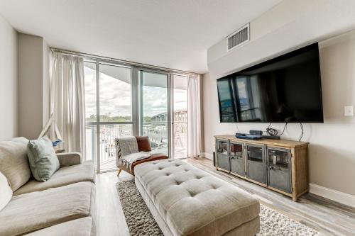 2 Mi to Ocean Waterfront North Myrtle Beach Condo 2 Mi to Ocean Waterfront North Myrtle Beach Condo