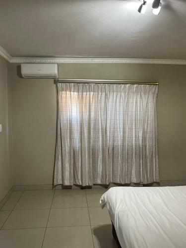 Signature Hotel - image 3