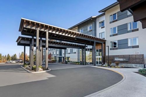 Best Western Premier Peppertree Inn at Bend - image 8