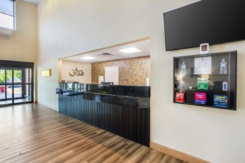 Comfort Suites Grantville - Hershey North - image 12