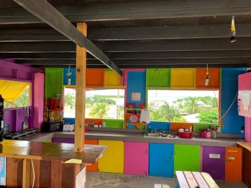 Travellers Palm Backpackers in Caye Caulker