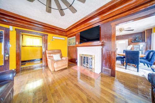 Family-Friendly Home Walk to Lake Erie! in Erie, USA