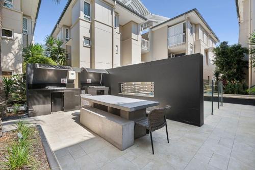 Hastings Suites by Stay Noosa - Photo 2