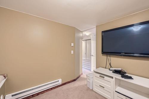 Imperial View Cottage Home - image 6