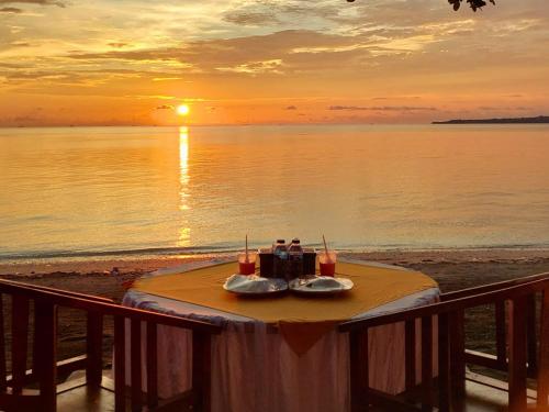 Restaurant, Sunari Beach Resort Selayar - Real in Patikarya