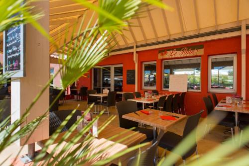 Camping Officiel Siblu Les Charmettes - image 10
