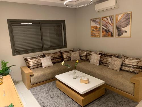 Luxury apartment in Agadir center in 아바투아