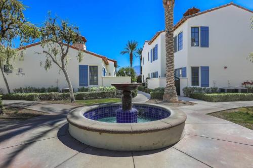 Legacy Villas 3 Bedroom 3 Bath Near Main Pool and Gym in La Quinta, USA