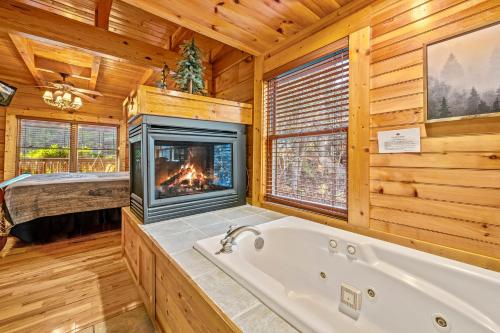 Mountain Laurel Holiday home - image 24