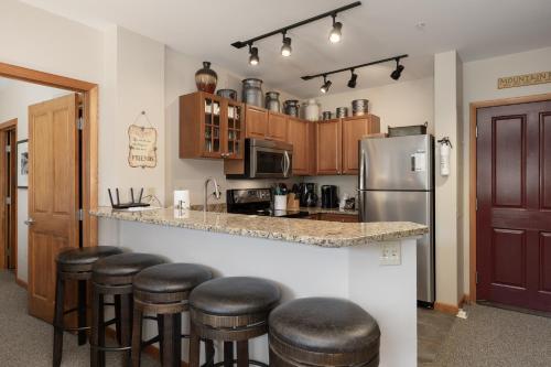 Value Unit 1422 - 2BR - Zephyr Mountain Lodge condo in Winter Park