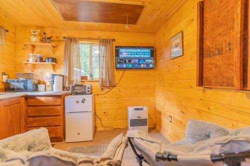 The Skarland Trail Cabin in College (AK)