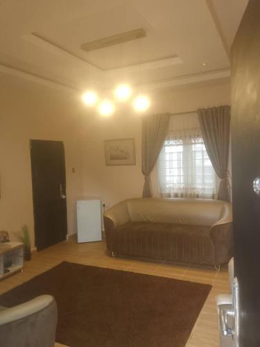 Claramojisola -Eunice Apartment