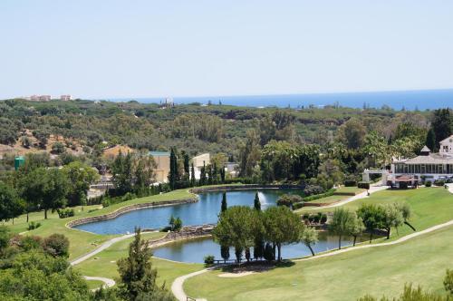 Penthouse with Sea and Golf Views 50m2 Terrace 2 Bedrooms 2 Bathrooms Elviria