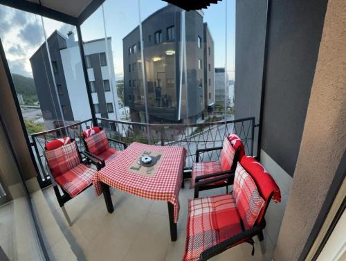 Grey Igloo Apartment Grey Igloo Apartment