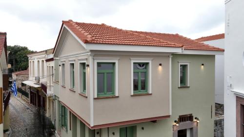 Lythri Studios, Chio (Chios)