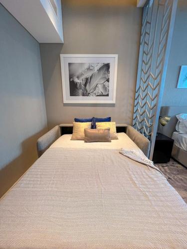 Stylish Studio Business Bay with Canal View - Gym & Pool, Dubaï (photo 10)