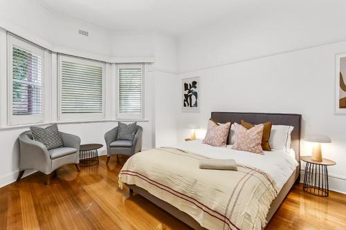 Large 3 Bed Art Deco Apartment in Camberwell in 坎伯威爾