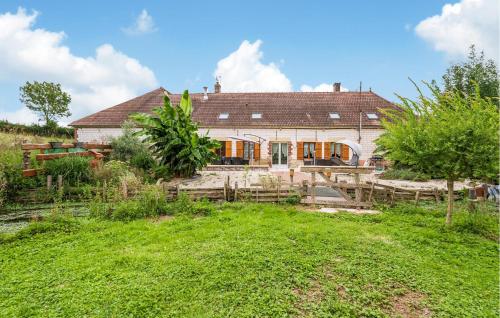 . Amazing Home In Montigny-Les-Monts With Wifi