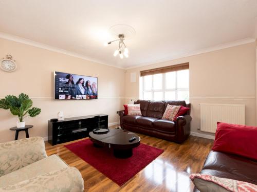 4 Bed House in Greater London Parking Pass the Keys, Londyn
