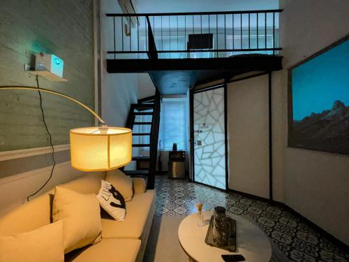 Zeus Living - Old Quater Homestay - 공용 라운지/TV 시청 구역