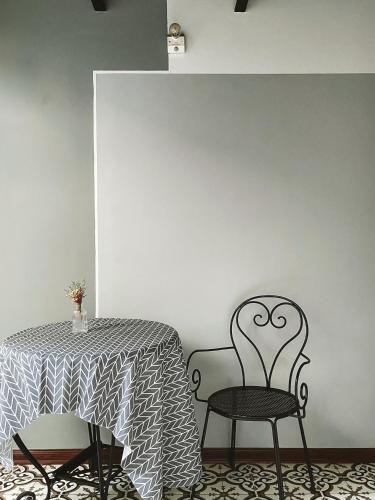 Zeus Living - Old Quater Homestay - 편의 시설/서비스