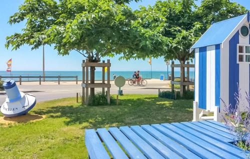 Exterior view, Lovely Apartment In Saint Jean De Monts in La Paree Jesus