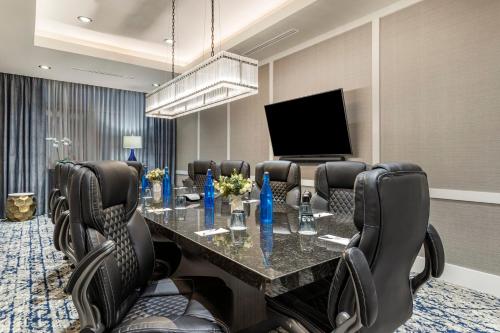 EVEN Hotel Austin Uptown near the Domain By IHG - image 5
