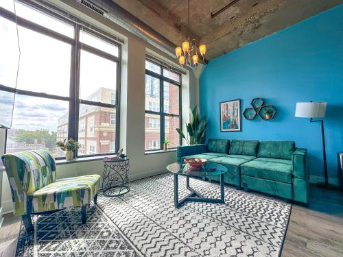 McCormick Place city with view 2br-2ba with Optional parking that sleeps up to 8 in Chicago, USA