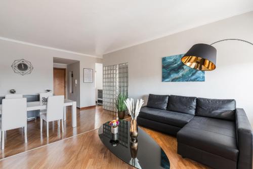 Elegant Hideaway Steps from St Peter, Рим